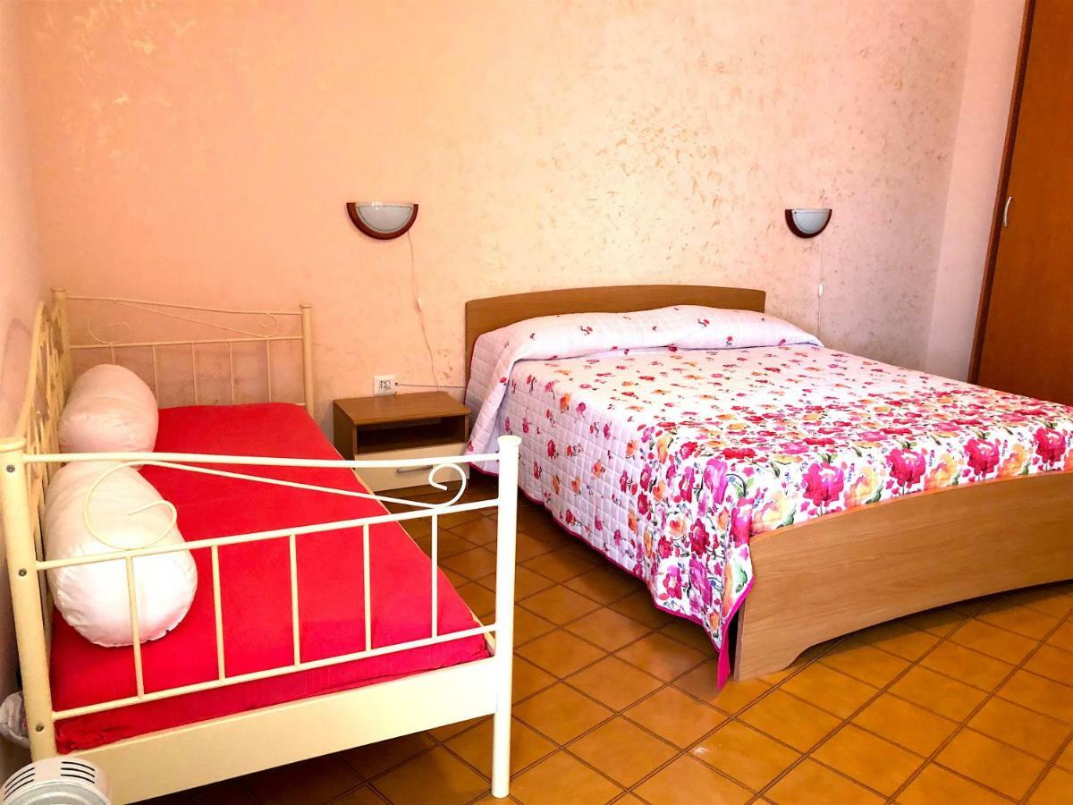 Apartment Romina Tergu ภายนอก รูปภาพ
